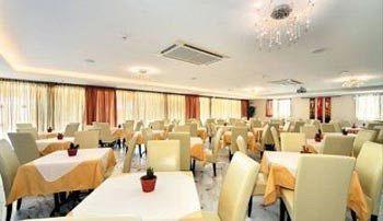 Venus Hotell 4*